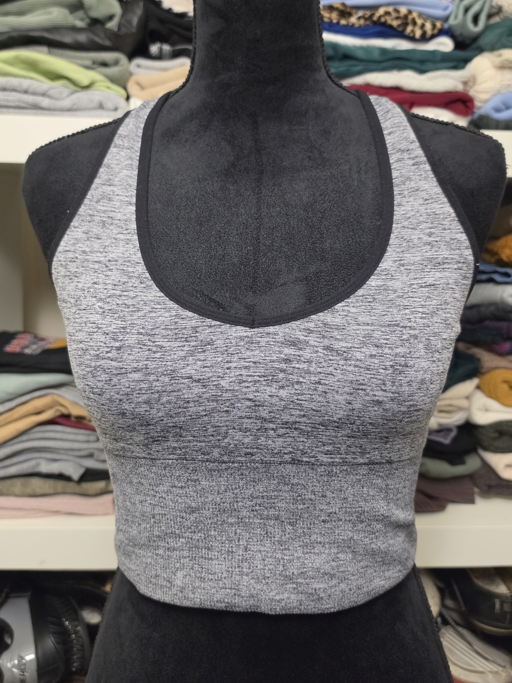 PINK Victoria's Secret Sport Bra Tank Top Womens Medium Gray Strappy Back